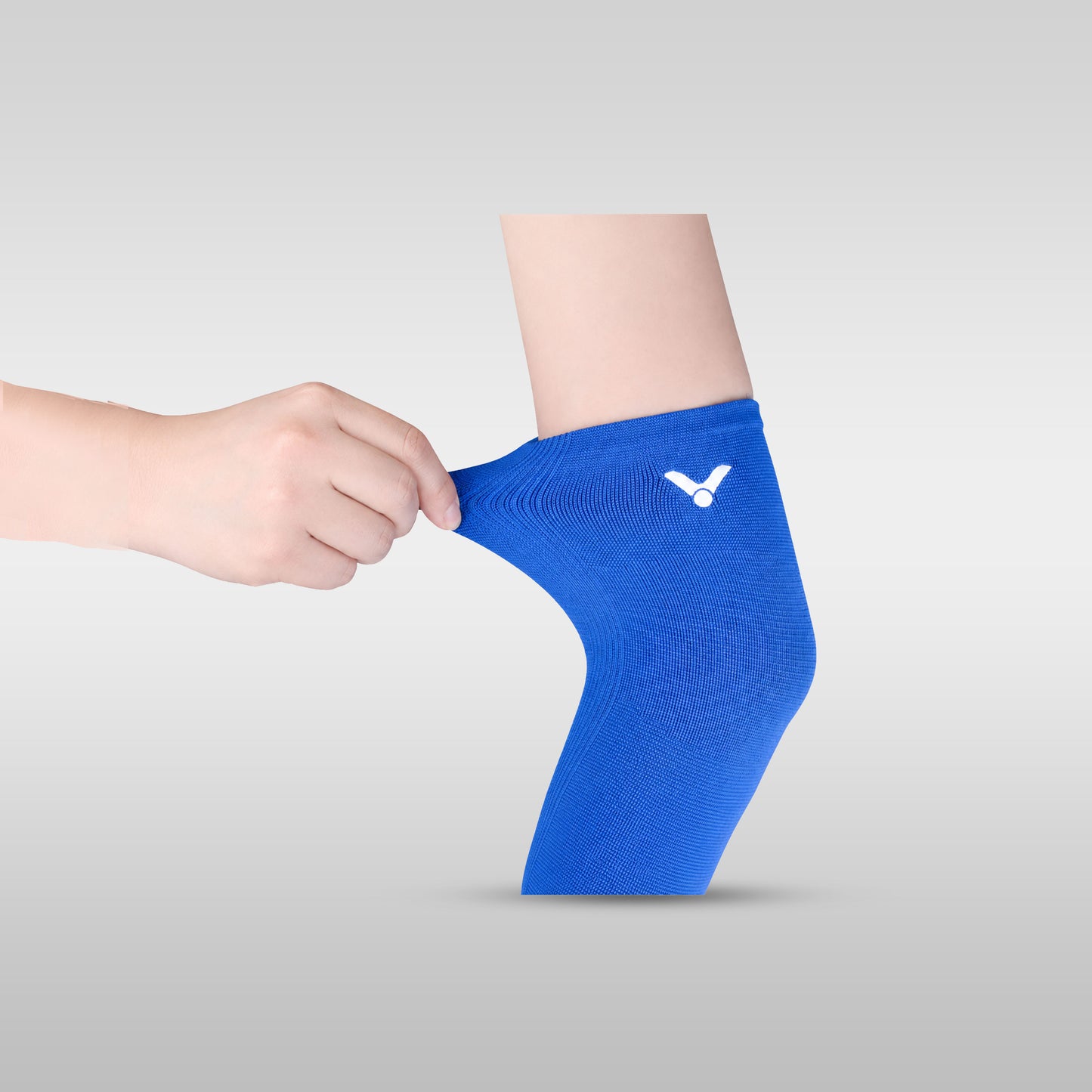 Victor SP-161 High Elastic Elbow Wrap – Nylon-Neoprene Compression Support for Badminton (Black / Blue, S–XL)